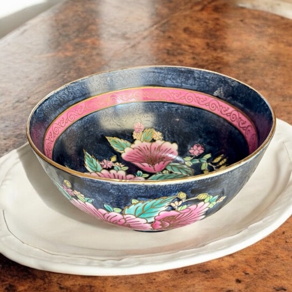 VTG WBI Chinoiserie Enameled Porcelain Rose Punch Bowl - Picture 8 of 11